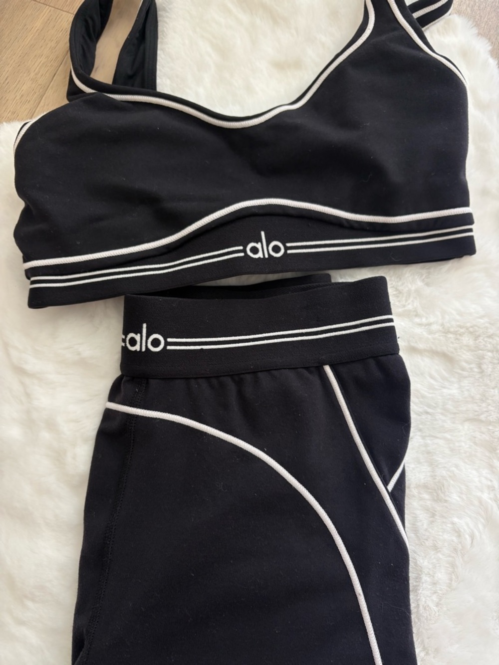 ALO Yoga Black Leggings with White Piping